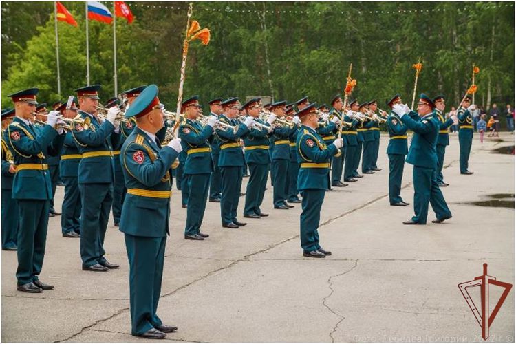 В Уральском округе Росгвардии отметили День образования военно-оркестровой службы